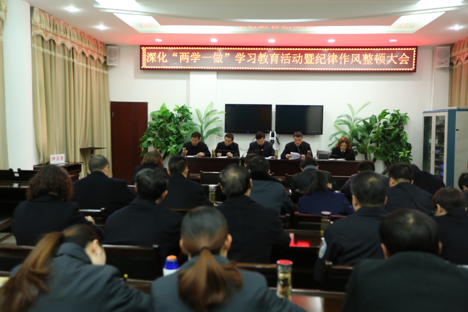 LQFY6546.JPG LQFY6546.JPG